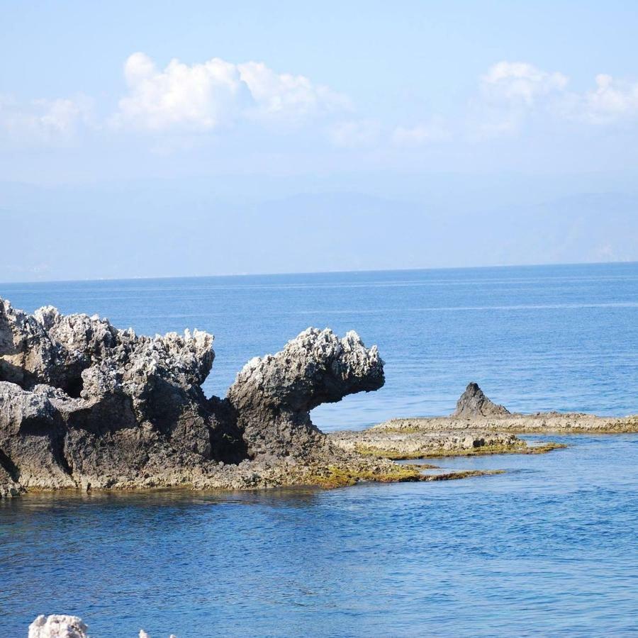 Capo Milazzo Summer Holiday Apartament エクステリア 写真